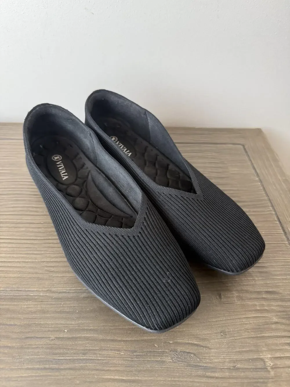 VIVAIA Margot Square Toe V-Cut Black Knit Flats Size 42 US 10 W Wide